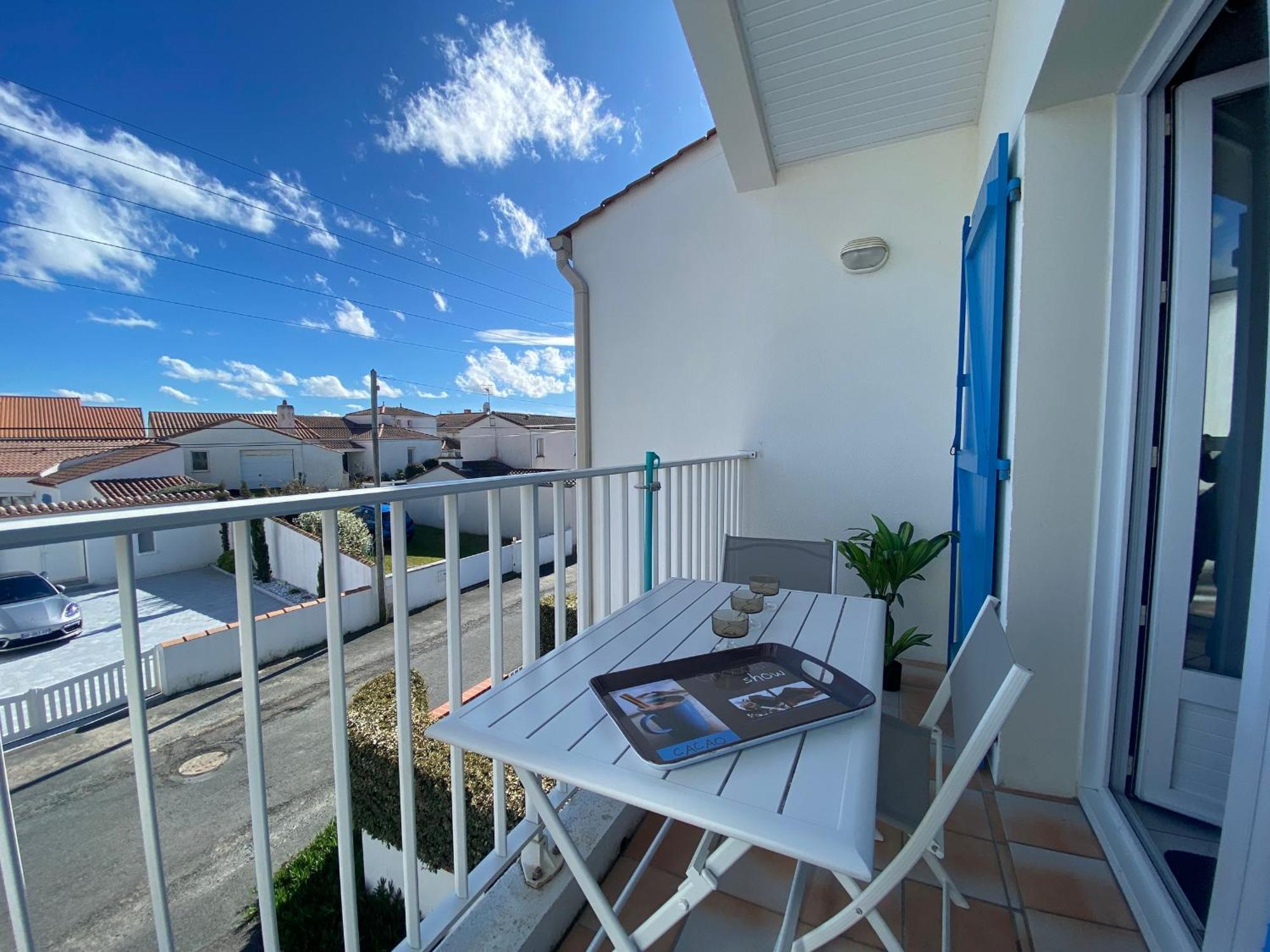 Appartement 1Er Etage Proche Centre-Ville, Plage Et Commerces, Balcon, Parking, Wifi Inclus - Fr-1-22-171 La Tranche-sur-Mer Exterior photo